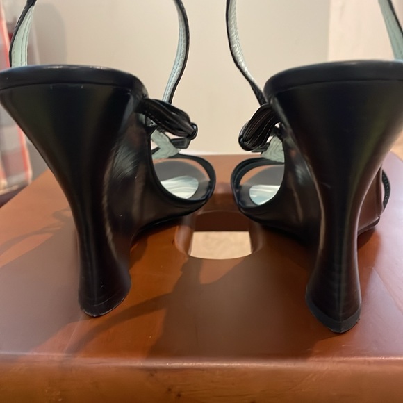 Max studio, black strappy sandals with white stitching. Size 8. Gently used. - Picture 4 of 8